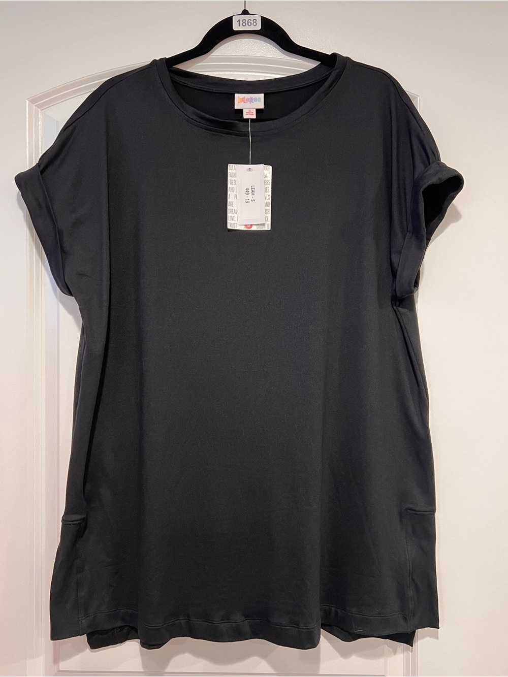 LuLaRoe Solid Black Small Leah Tunic